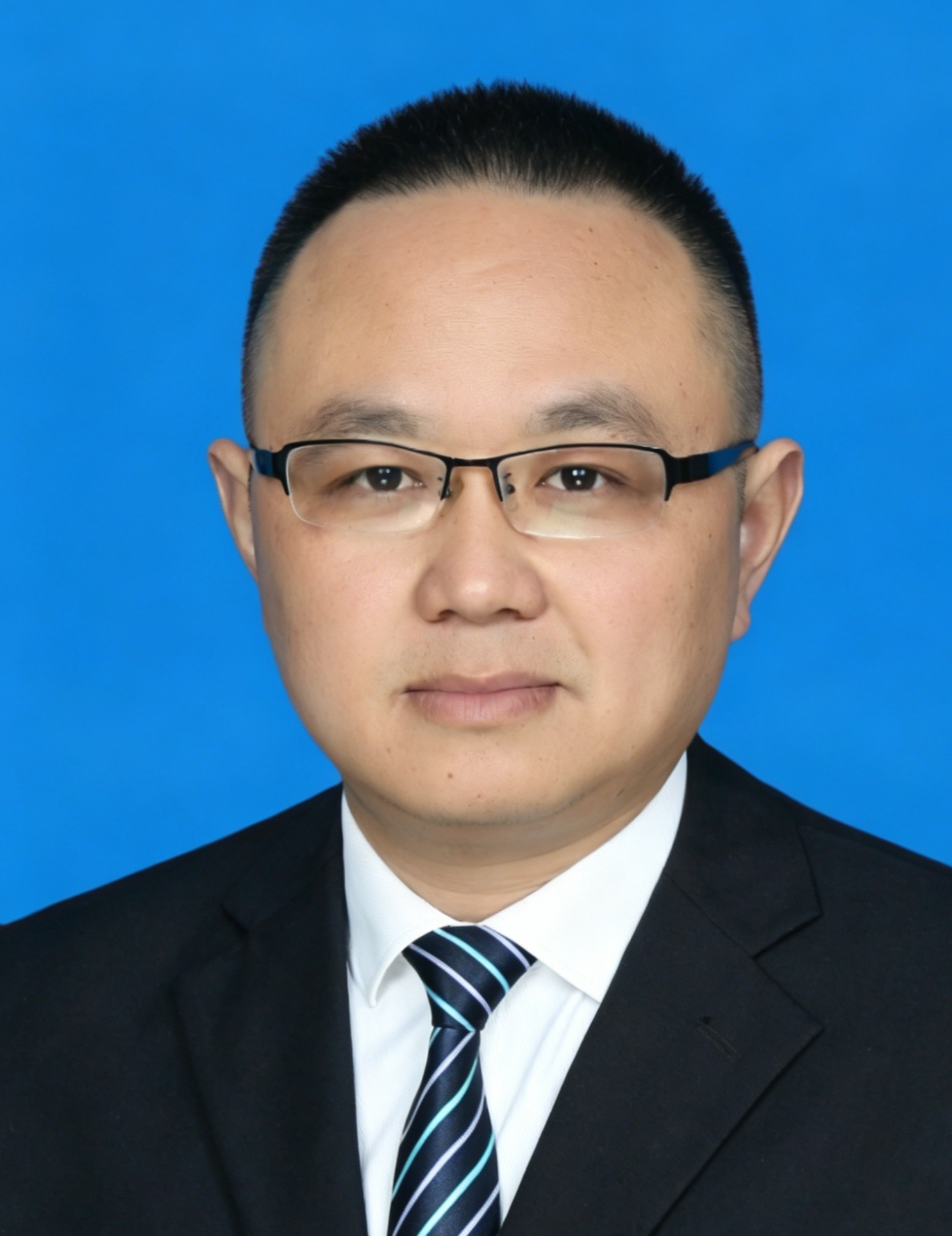 刘中望