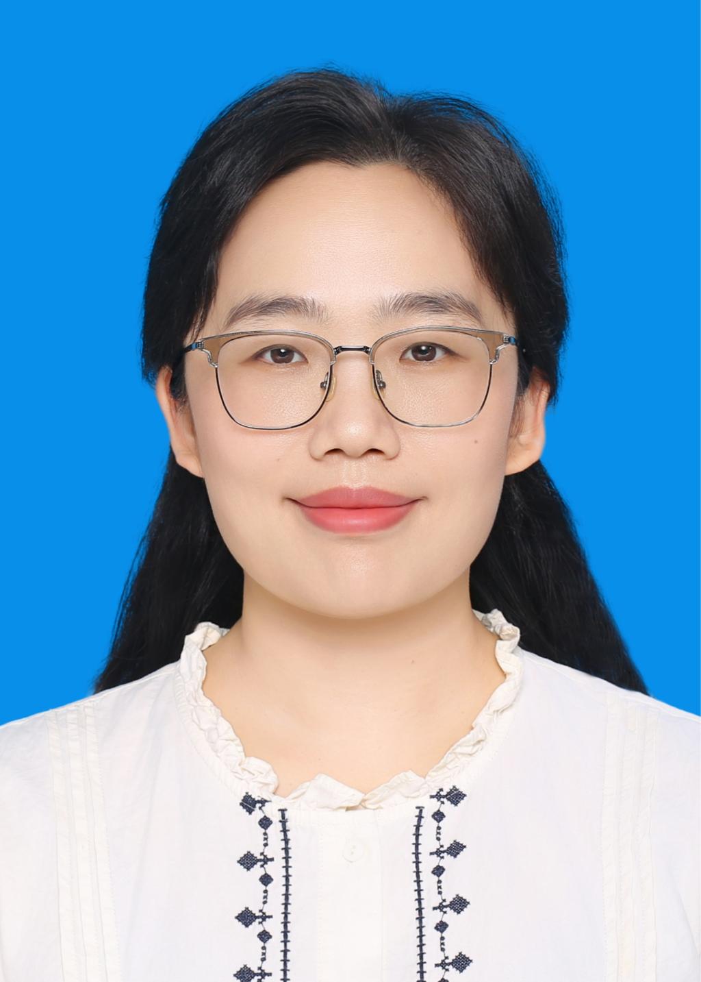 罗美君
